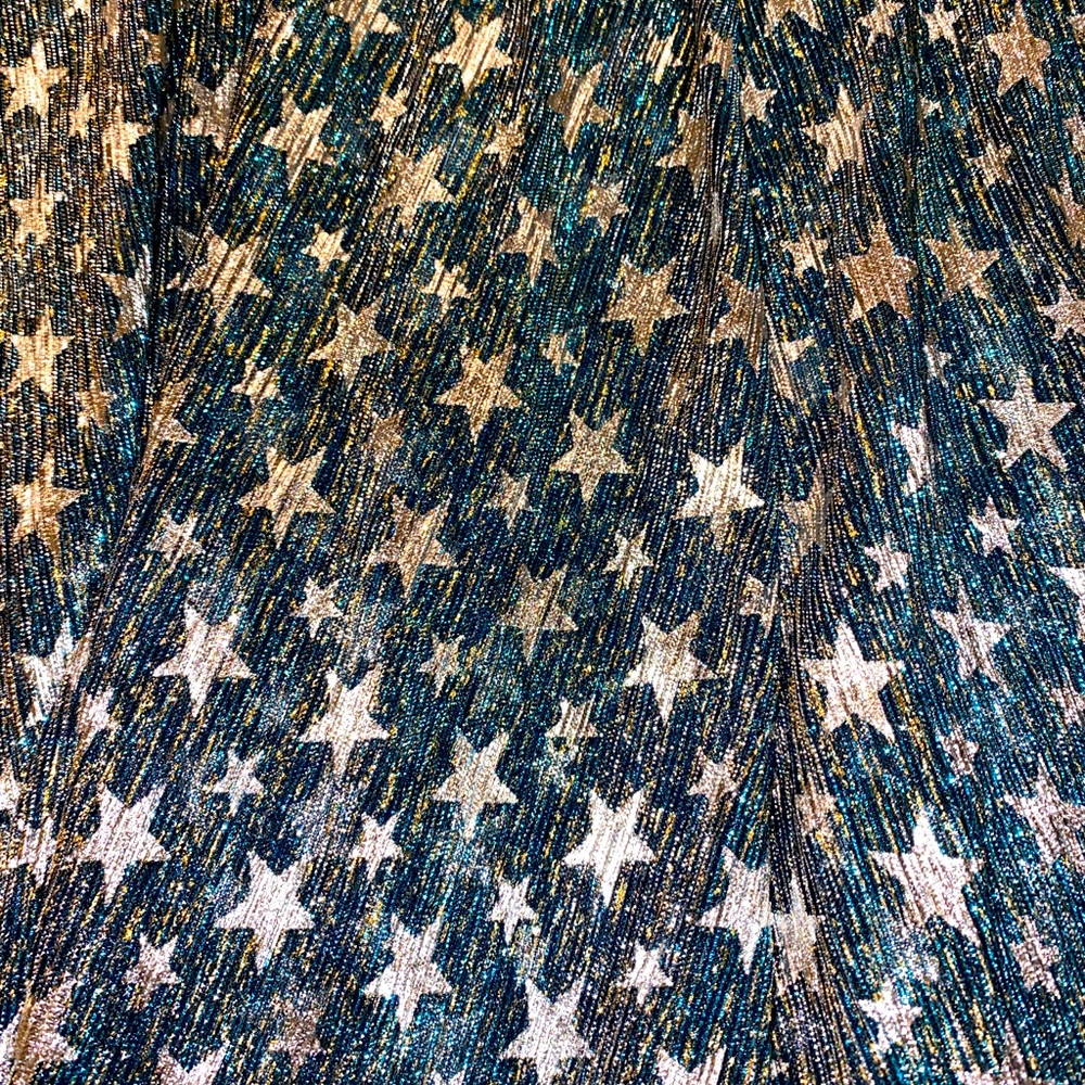 Show Me Your MuMu Metallic Star Shorts - Picture 2 of 4